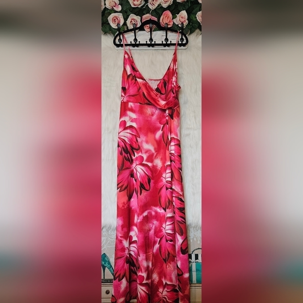 made with ❤️ Floral Romance Strapless Maxi Dress